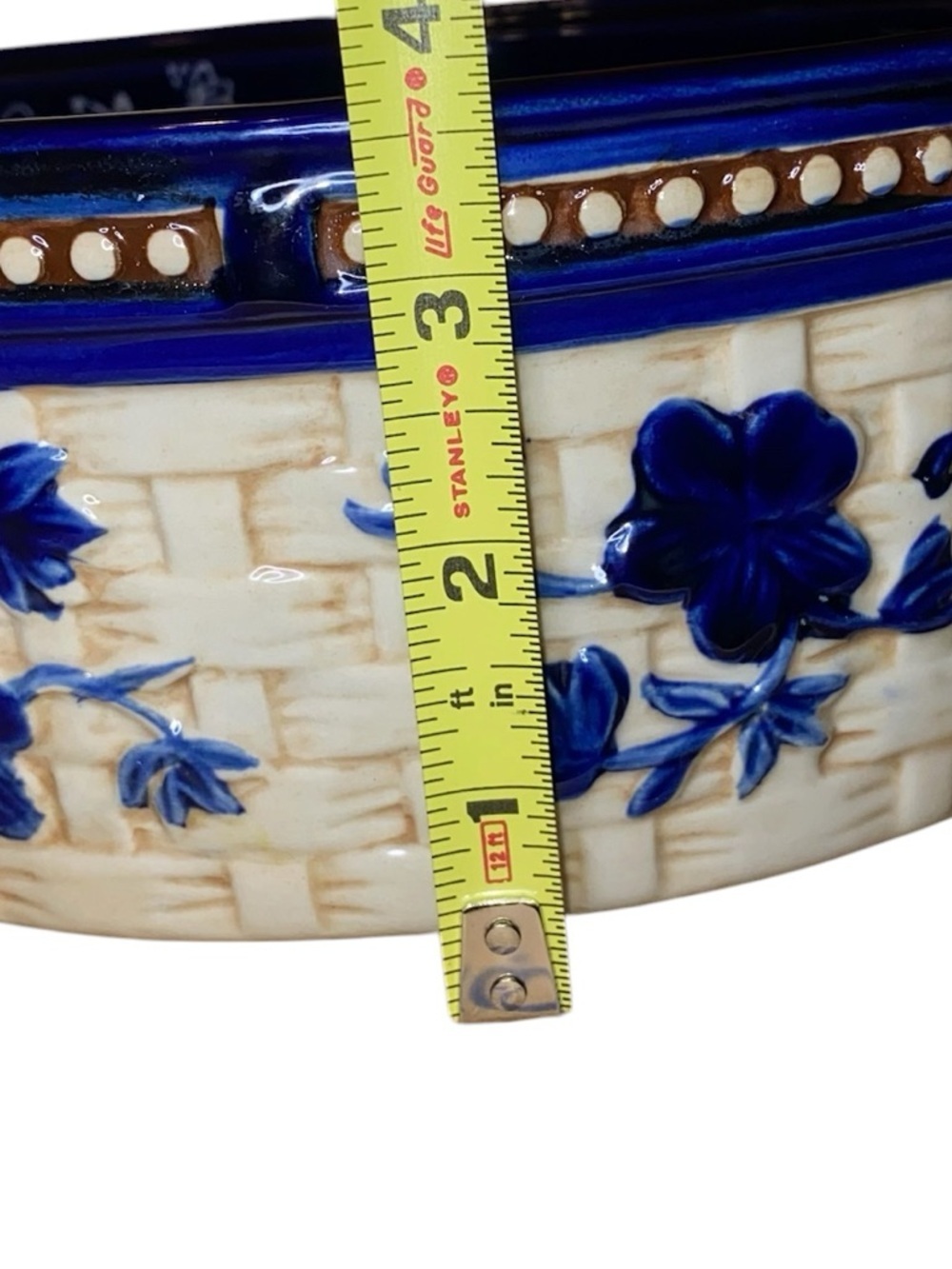 TEMP-TATIONS 2 QT CASSEROLE DISH Floral Lace Basketweave Design Blue Tan White - Picture 9 of 9
